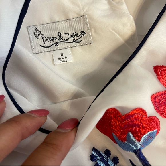 Pippa & Julie Embroidered Floral White Tulle Formal Dress - Picture 6 of 7